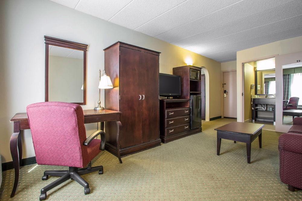 Holiday Inn Express Atlantic City W Pleasantville By Ihg Egg Harbor Township Exterior foto