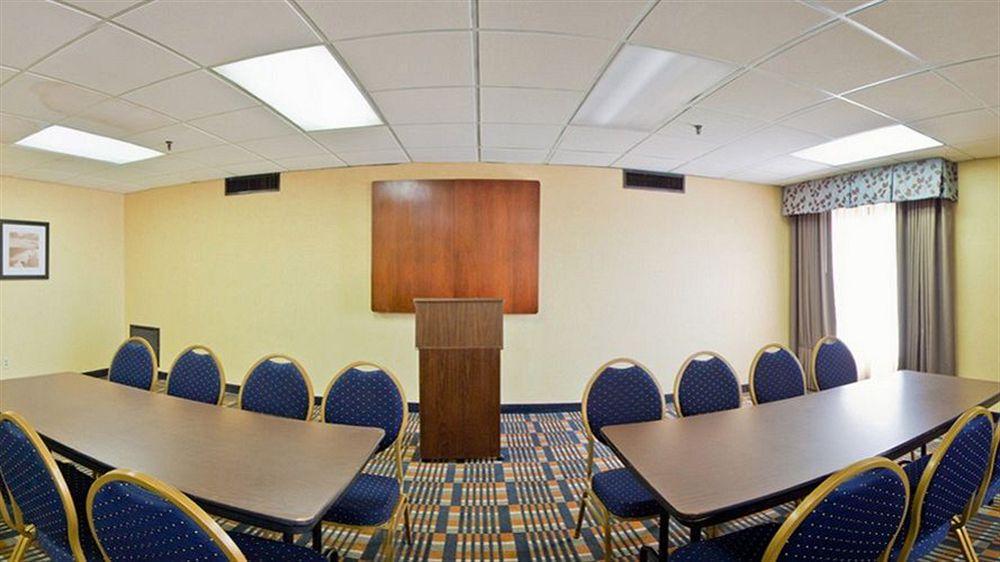 Holiday Inn Express Atlantic City W Pleasantville By Ihg Egg Harbor Township Exterior foto