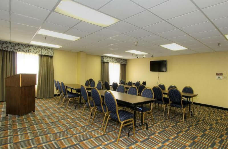 Holiday Inn Express Atlantic City W Pleasantville By Ihg Egg Harbor Township Exterior foto